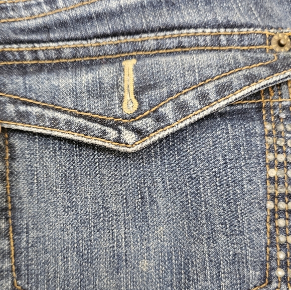 DKNY Women's Mid Rise Bootcut Blue Denim Jeans With Flap Back pockets, Size 14 - Picture 12 of 12